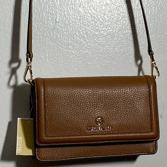 Michael Kors Tan Leather Crossbody Bag - Picture 4 of 12